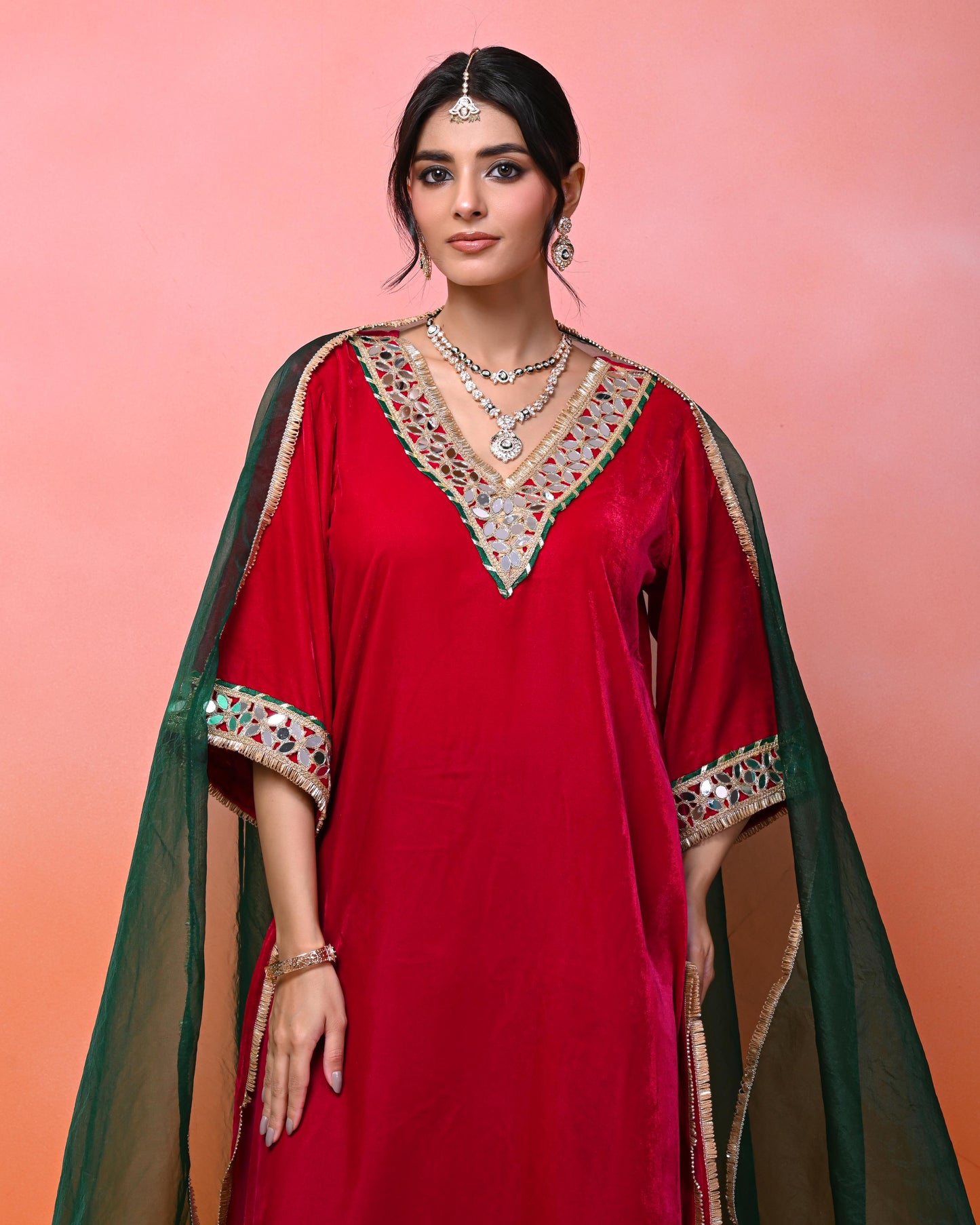 Zainaab Aaina Pink Velvet kurta Set