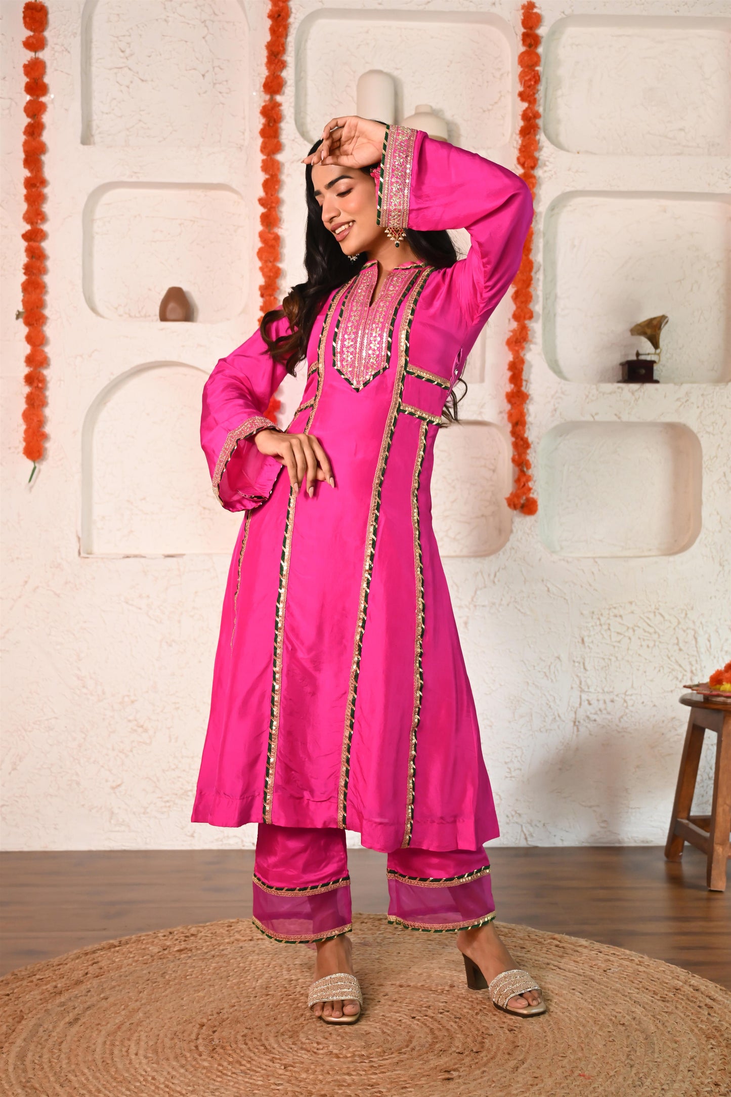Gunita silk suit set