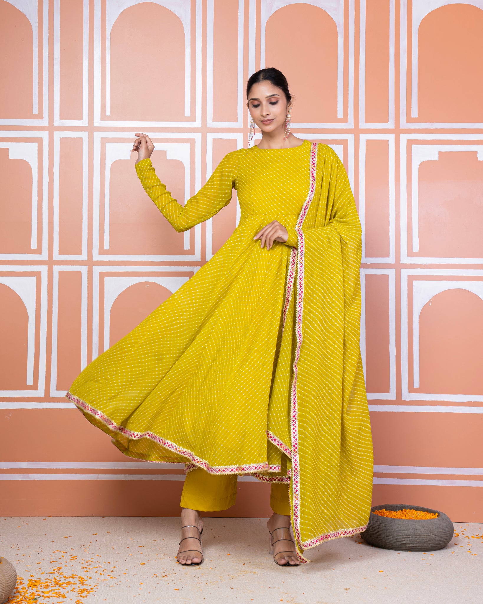 Sakshi lehariya anarkali set