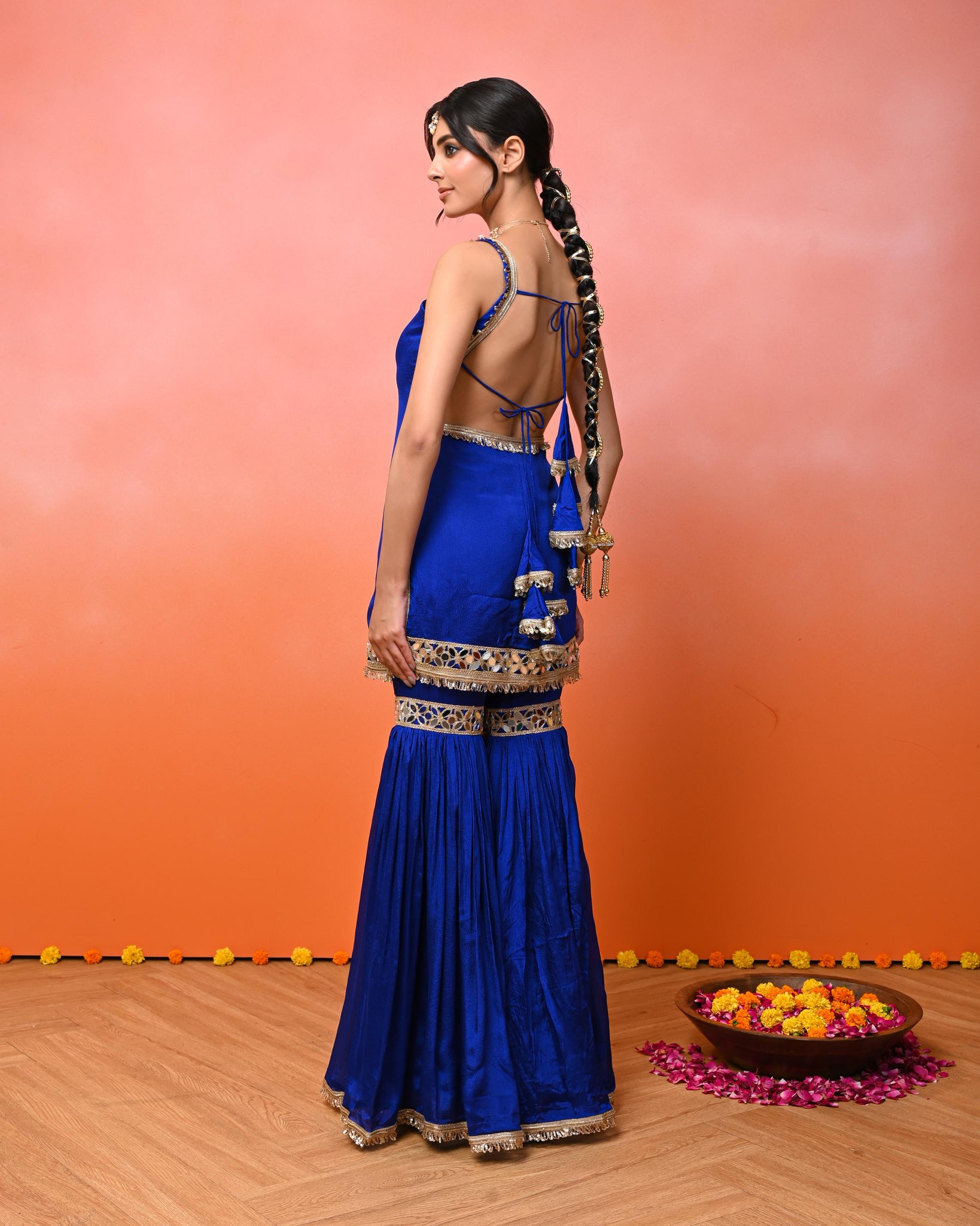 Eknoor Chinon Aaina Garara Set