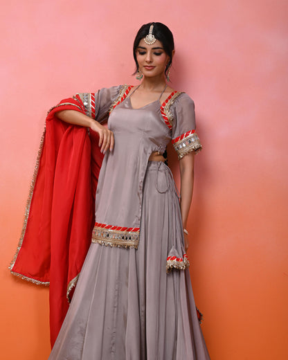 Prakriti Aaina Chinon Lehanga Set