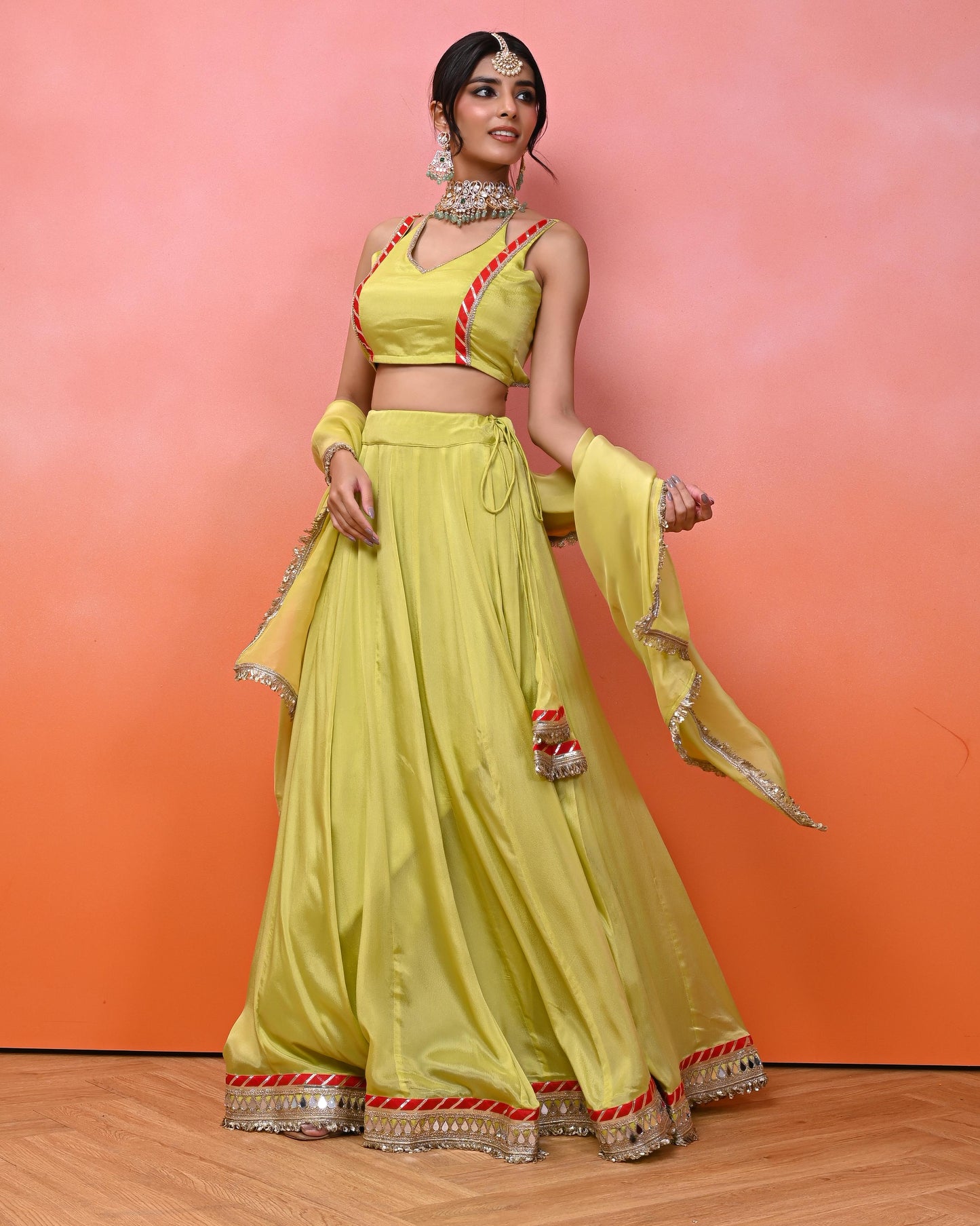 Aakriti Aaina Chinon Lehanga Set