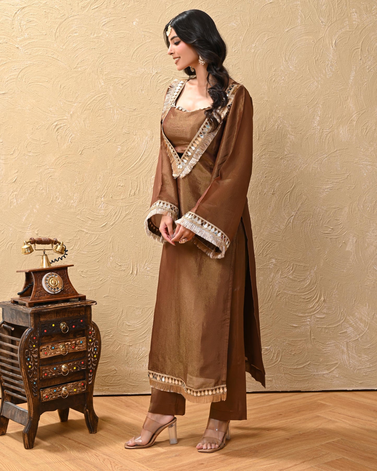 Hitakshi Cosmo Aaina Kurta Set