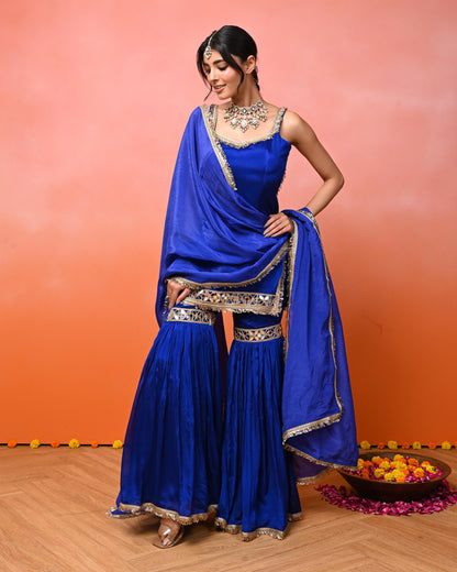Eknoor Chinon Aaina Garara Set