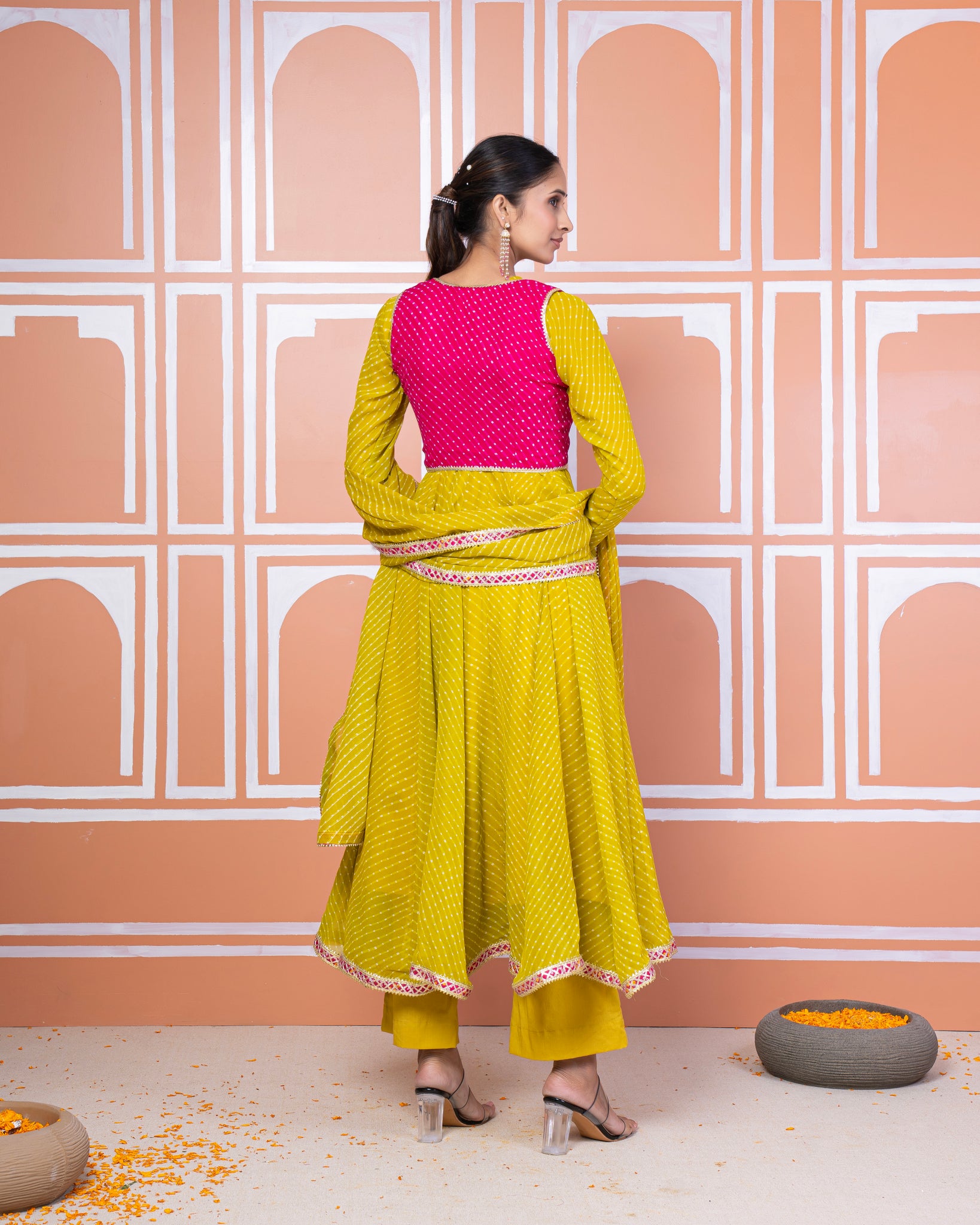 Sakshi lehariya anarkali set