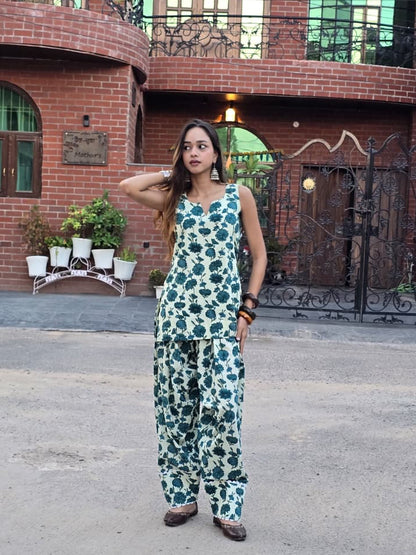 Sudha Farshi Salwar Set