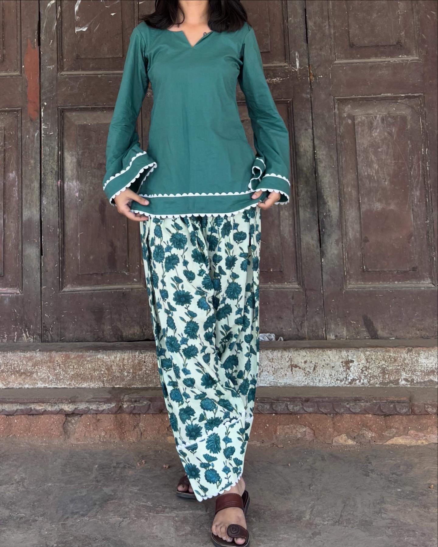 Sehar farshi salwar set