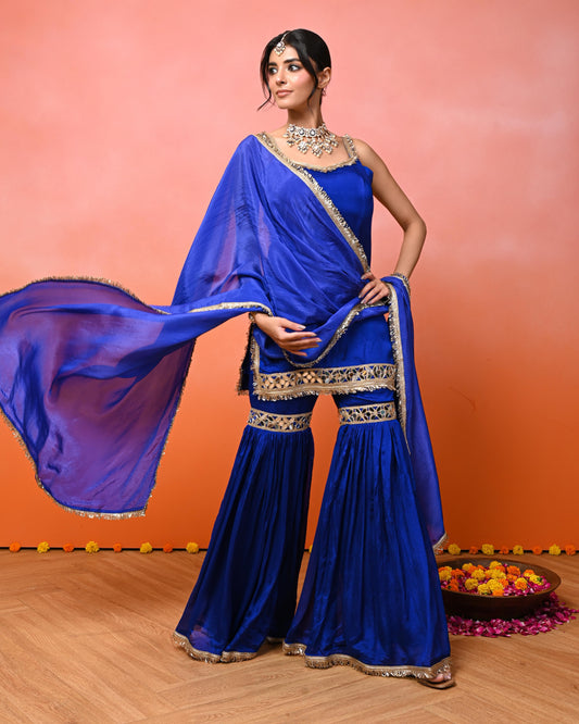 Eknoor Chinon Aaina Garara Set
