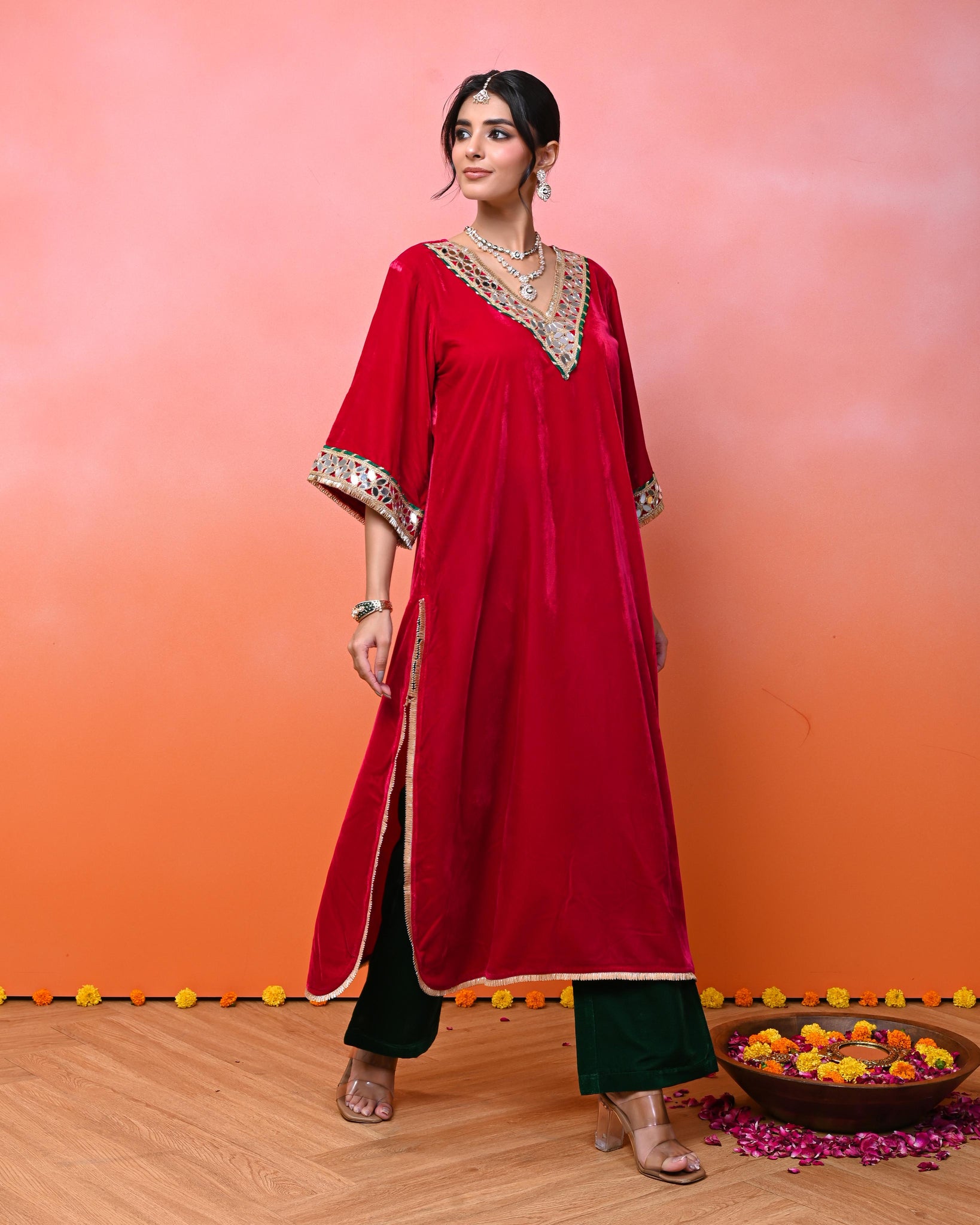 Zainaab Aaina Pink Velvet kurta Set