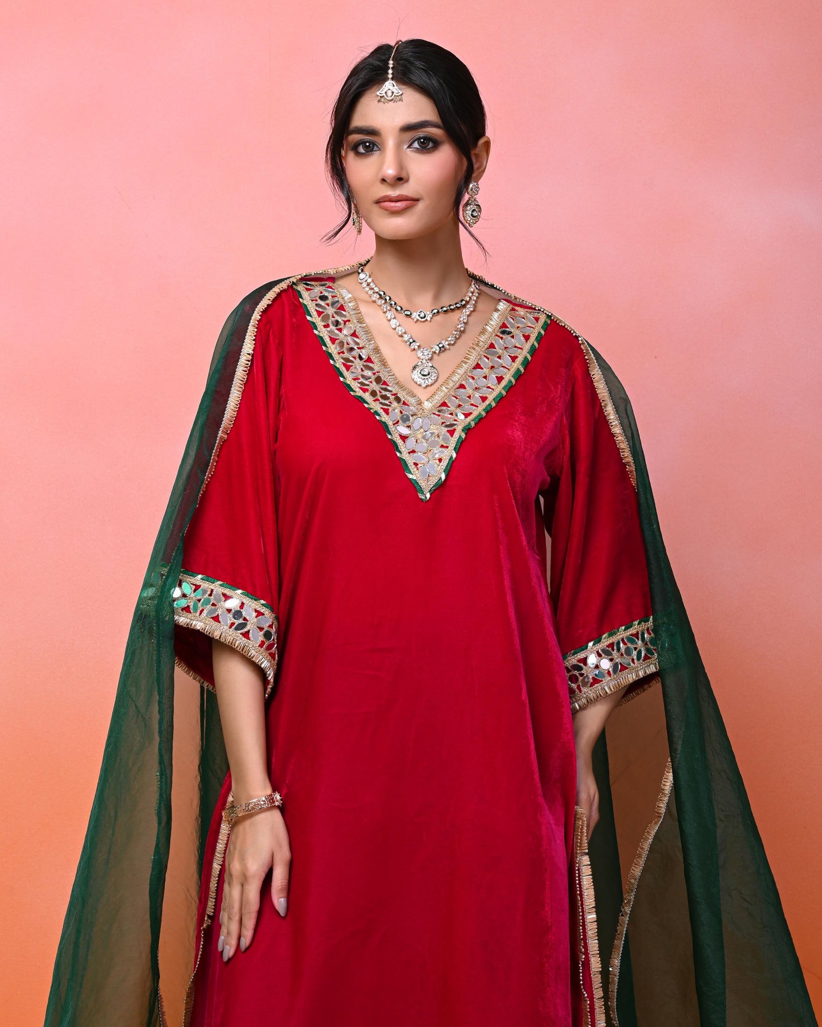 Zainaab Aaina Pink Velvet kurta Set