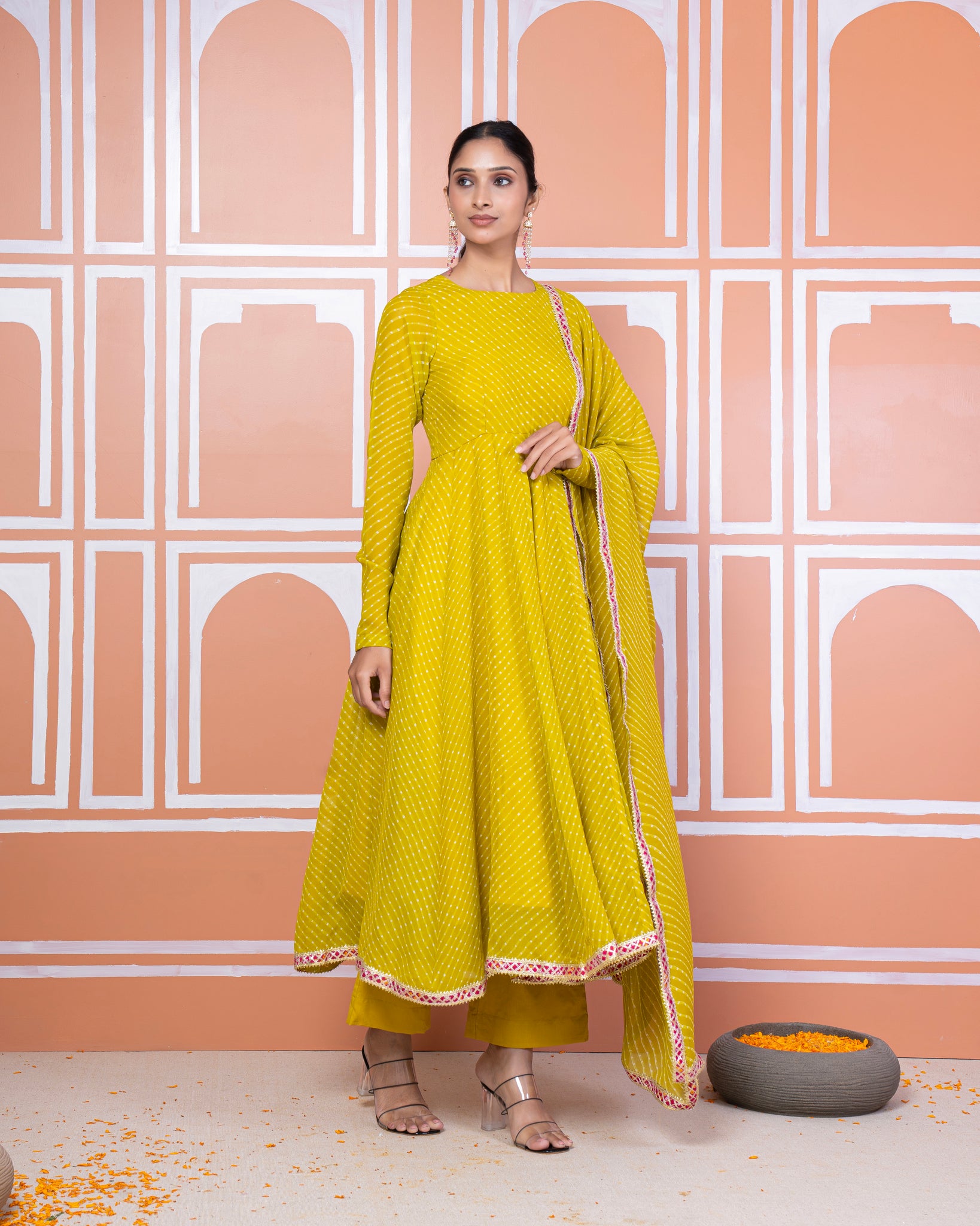 Sakshi lehariya anarkali set