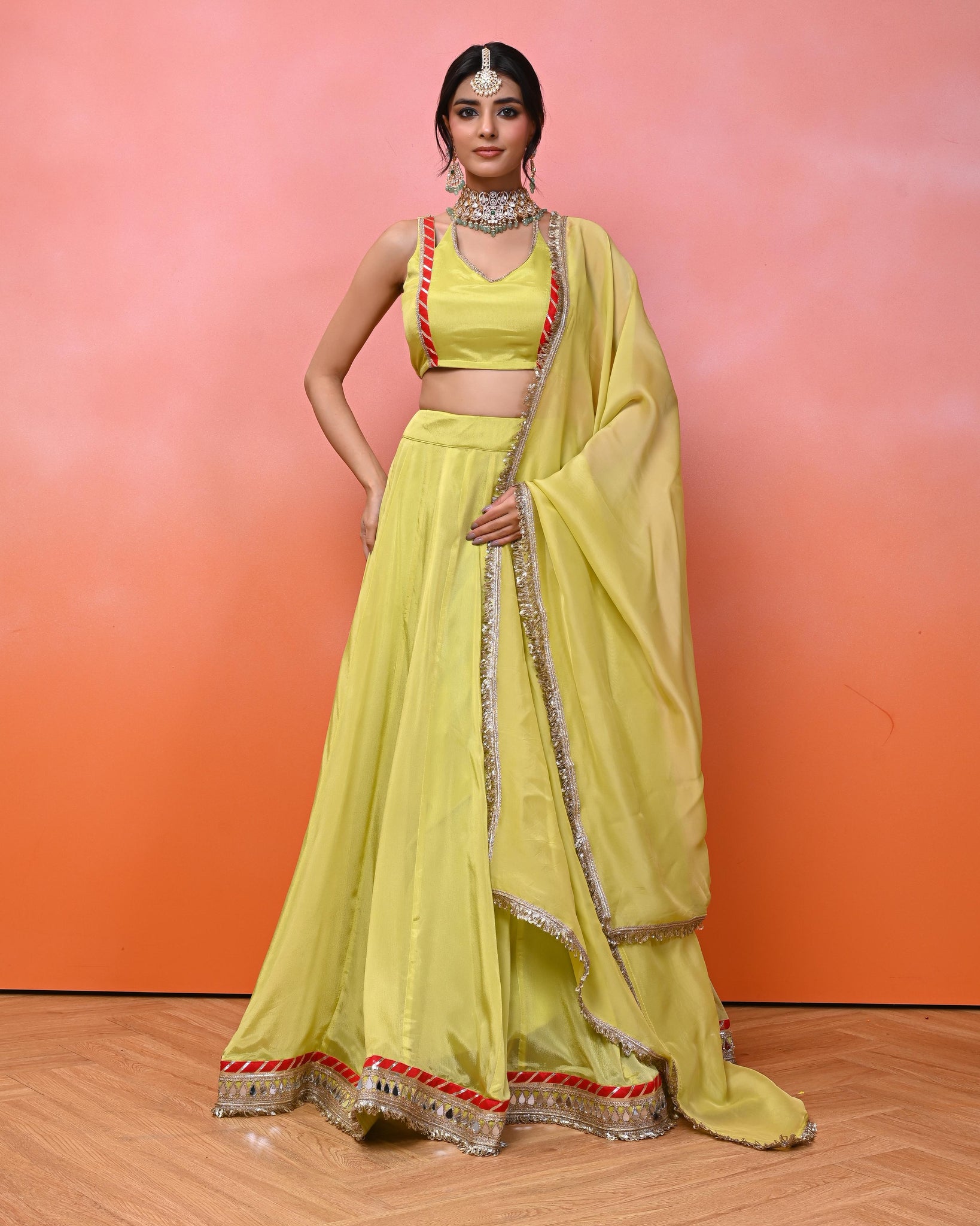 Aakriti Aaina Chinon Lehanga Set