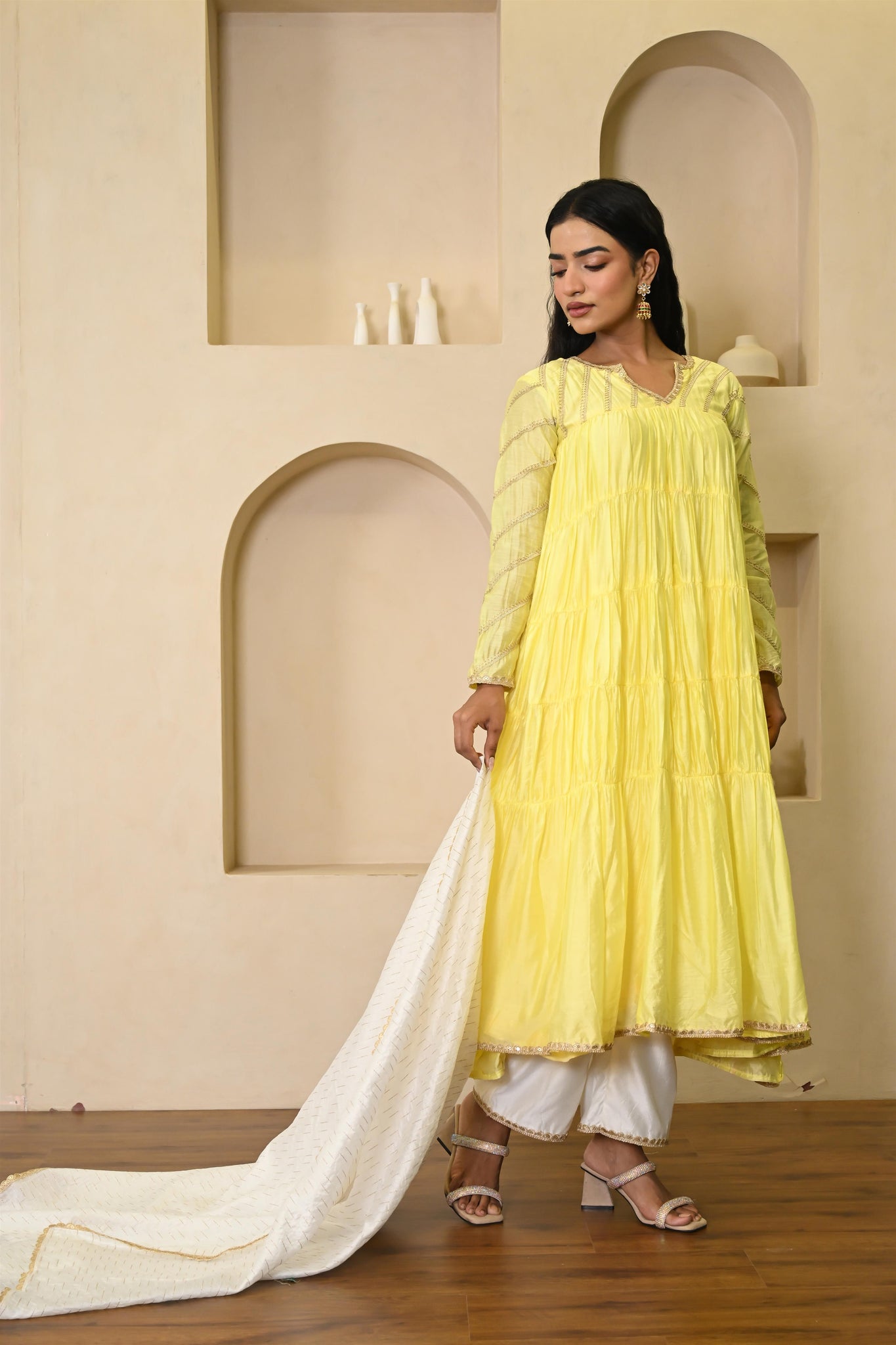 Bahni chanderi suit set