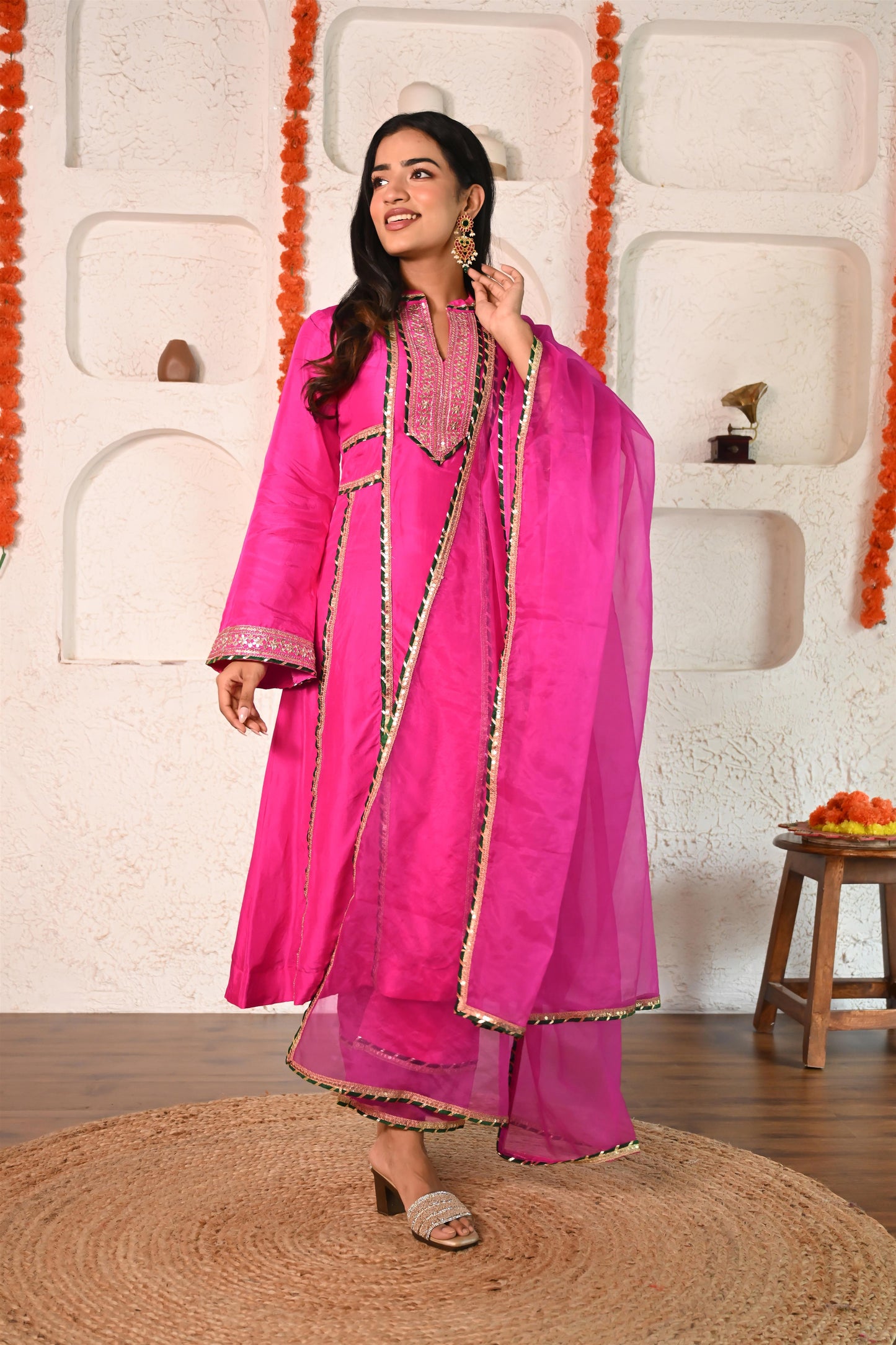 Gunita silk suit set