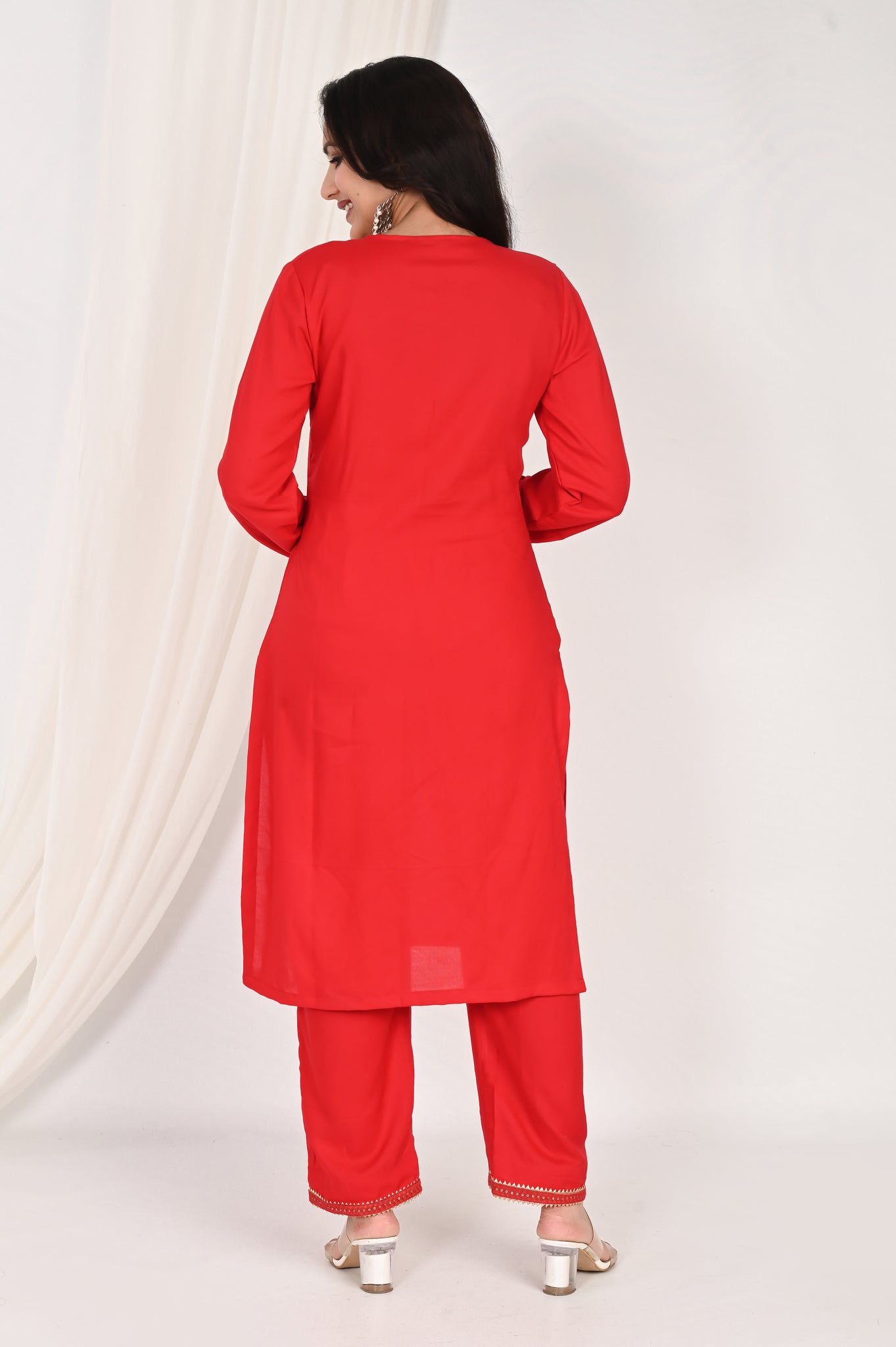 Red embroidered kurta set