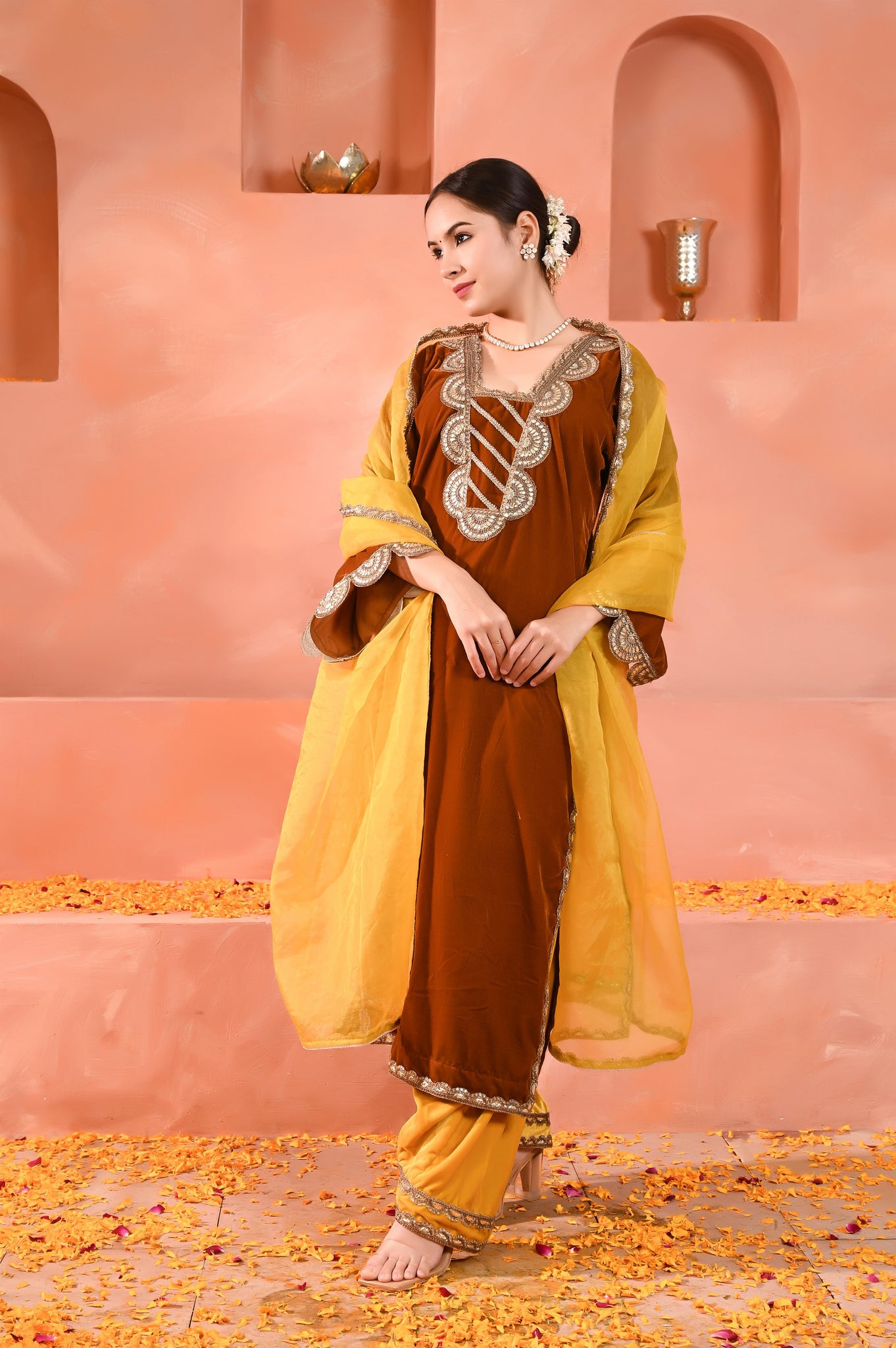 Lekha velvet kurta set