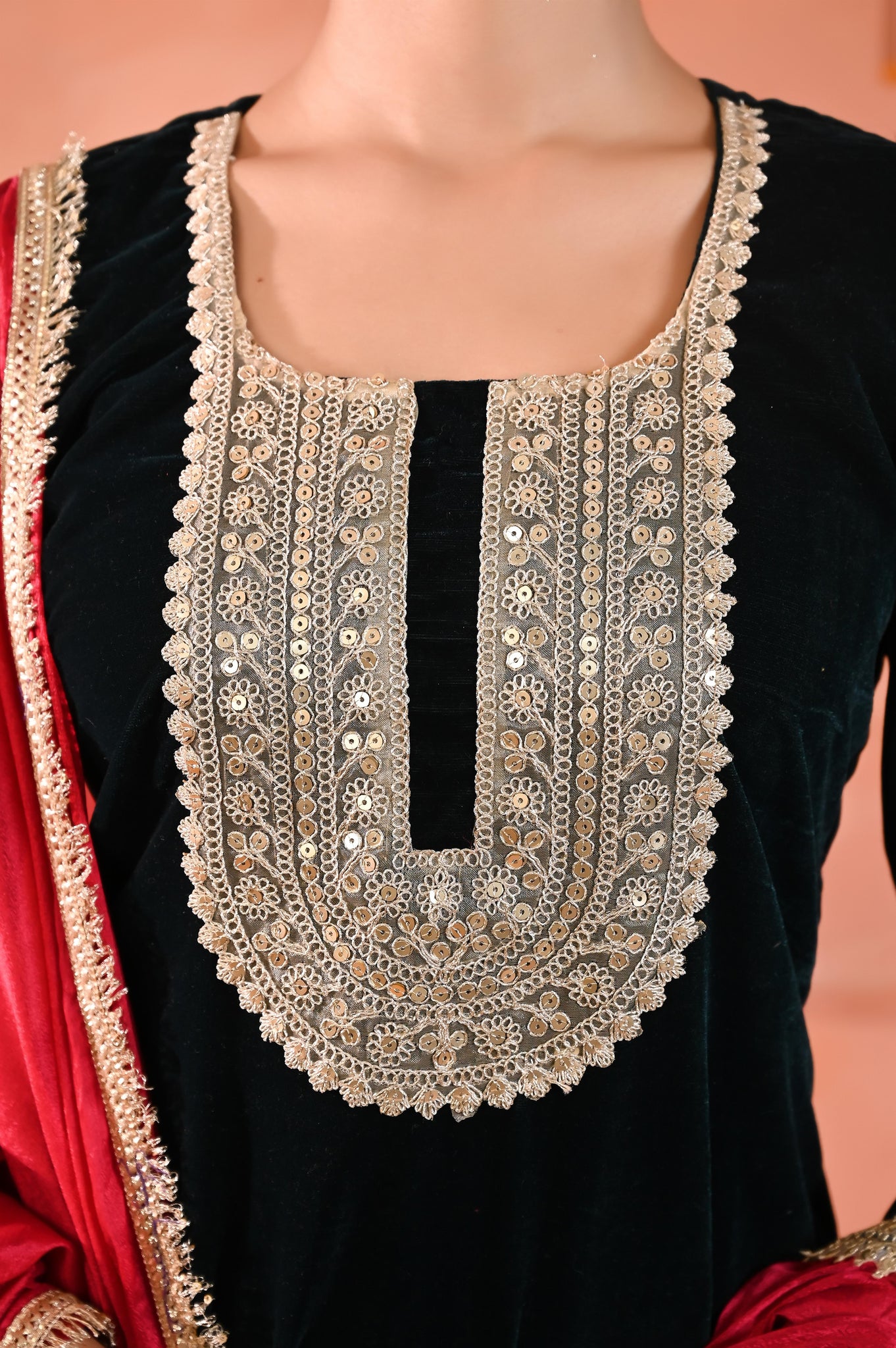 Fariha velvet kurta set
